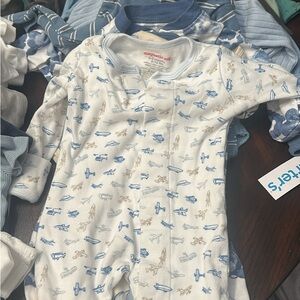 Carters / Gerber Boy Clothes Newborn, 0-3 months, Swaddles, Bundle